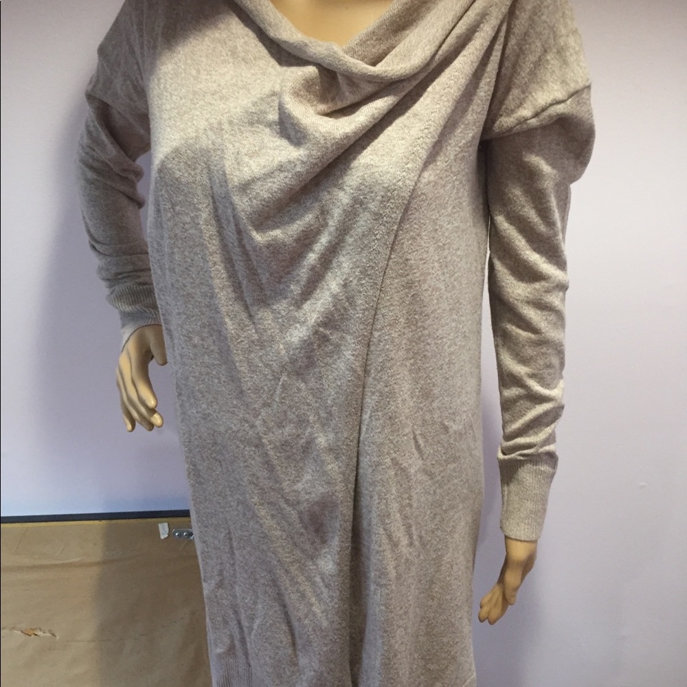 Express Cardigan - Picture 2 of 8